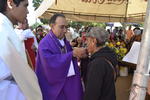 El arzobispo de Durango acudió al panteón para celebrar una misa.
