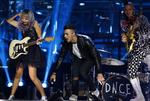 Bruno Mars fue el encargado de inaugurar el show.
