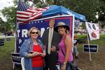 En Florida se vive una jornada marcada por las divisiones entre Clinton y Trump.