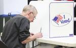 Los estadounidenses están conscientes de la importancia de su voto y pueden observarse grandes filas en los centros de votación.