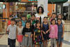 09112016 Alejandra Peña con sus alumnos.