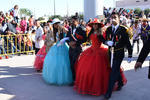 Fueron alrededor de seis mil personas las que desfilaron en Torreón.