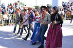 Bandas de Guerra, deportistas de diferentes instituciones, clubes deportivos, organizaciones sociales, culturales, así como elementos de corporaciones policiacas, desfilaron en Torreón.