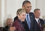 La comediante Ellen DeGeneres se vio conmovida al recibir el reconocimiento.