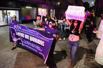 Las mujeres marcharon en el marco del Día Internacional de la Eliminación de la Violencia contra las Mujeres.