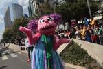Los personajes de Winnie Pooh también participaron en el evento.