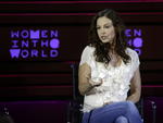 El actor Shia Labeouf confesó que fue violado por una mujer durante uno de sus performances.
