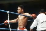 3 junio. Muhammad Ali | El boxeador estadounidense murió a causa de problemas respiratorios.