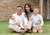 12122016 EN FAMILIA.  Eduardo Peña y Ana Teresa de la Cueva con sus hijos, Eduardo y Santiago.