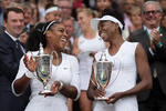 10 de julio. Tenis | Serena Williams derrotó 7-5 y 6-3 a Angelique Kerber en la final de Wimbledon, con lo que sumó su Grand Slam número 22 de su carrera, empatando a Steffi Graf.