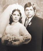 25122016 BODAS DE JASPE
Sra. María Elena Narváez Luna y Sr. Manuel Salazar Adame se casaron el 20 de diciembre de 1974, por lo que este 2016 cumplen 42 años de casados.