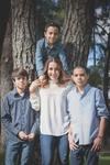 25122016 EN FAMILIA.  Marisol Jiménez Rodríguez en compañía de sus hijos, Diego, Rafael y Bernardo.