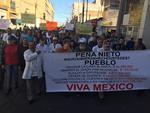 Grupos de académicos, médicos, maestros y sobre todo de la sociedad civil, nutrieron la marcha que culminó con cerca de seis mil personas.