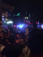 En el bar se celebrabá una fiesta del festival de música "BPM", cuya organización indicó en redes sociales que tras los reportes de tiroteos, todas las actividades se cancelaron.