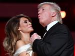 Donald Trump y Melania Trump cumplieron con el tradicional baile.