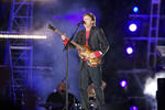 Sir Paul McCartney en el 2005 musicalizo el entre tiempo en Jacksonville, Florida, con temas de The Beatles.