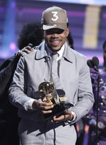 Chance the Rapper, nominado a siete premios, obtuvo el de mejor interpretación de rap por No Problem, con lo que también salieron honrados Lil Wayne y 2 Chainz.