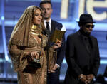 Una de las favoritas era Beyoncé, quien competía por nueve premios y al final tuvo dos: Álbum urbano y Video Musical.