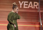 La cantante Adele reconoció la labor de Beyoncé, que competía en las mismas categorías.