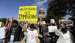 Inmigrantes marcharon en Texas durante este día de protestas.