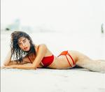 En las redes sociales de la joven modelo afincada en Miami se pueden encontrar un sinfín de fotos suyas en bikini, la mayoría tomadas en las sesiones fotográficas que protagoniza con frecuencia y que evidencian su impresionante figura.
