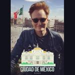 En su arribo, O'Brien grabó "Conan Sin Fronteras: Hecho en México", donde se ve el comunicador y comediante junto a la catedral de Ciudad de México.