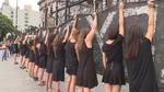 Cientos de mujeres de Argentina se unieron a la movilización internacional con motivo del Día de la Mujer mediante un "ruidazo" de gritos y actuaciones musicales en distintos puntos del país.
