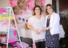 10042017 SE LLAMARá MIRANDA.  Verónica Álvarez en su baby shower acompañada de su mamá, Gloria López, quien organizó el festejo.