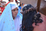 El Cerro de las Noas fue escenario de la XXXV edición del Vía Crucis de Torreón que se celebró ante más de 40 mil personas.