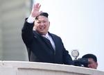 Con la presencia del líder, Kim Jong-un, el régimen de Pyongyang hizo una monumental exhibición de armamento en el 105 aniversario del fundador del país Kim Il-sung y en un momento de preocupación internacional por la elevada tensión en la región.