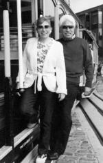16042017 Lita y Daniel de paseo en San Francisco, California, en los tranvías, hace algunos años.