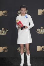 Millie Bobby Brown ganó el premio principal como mejor actriz de serie de TV por Stranger Things.