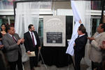 Oscar Arellano, Gerente de Paseo Durango y el gobernador del Estado, José Rosas Aispuro, develaron la placa que da inicio a las obras