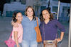10052017 MUY CONTENTAS.  Regina, Lily y Ana Luisa.