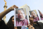 El mensaje fue reforzado con fotografías de los periodistas asesinados en las últimas semanas.