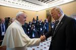 Donald Trump, presidente estadounidense, sostuvo un encuentro con el Papa Francisco.