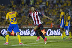 Un gol de Pulido permitió a Chivas arrancar con las anotaciones presentadas en San Nicolás.