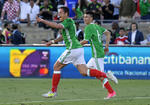 A pesar de la derrota, el encuentro le sirvió a México para que el Chicharito alcanzara la marca de mejor goleador de la selección, con 47 tantos.