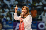 Acudieron también Margarita Zavala y el presidente nacional del PAN, Ricardo Anaya, quienes fueron ovacionados por los presentes.