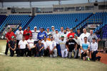 Personal de la Secretaría de Obras Públicas del Estado de Durango y prensa se reunieron en el estadio Francisco Villa para jugar un partido de beisbol.