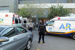 Una trabajadora de seguridad privada de la institución sufrió intoxicación y fue llevada de urgencia a la clínica 18 del IMSS.