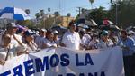Riquelme celebró con su partido el triunfo en la ciudad de Saltillo, Anaya protestó acompañado de otros excandidatos a la gubernatura en las calles de Torreón.