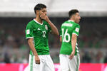 México se quedó con ganas de celebrar un triunfo que le diera una virtual clasificación al Mundial, mientras que los norteamericanos sacaron un punto valioso de cara a la eliminatoria mundialista.