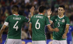 México avanzó con los tres puntos.