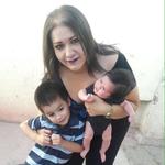 20072017 Alejandra con sus hijos, Victoria y Paquito.