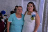 24072017 BABY SHOWER.  Dora González acompañada de su madre, Dora, en su fiesta de canastilla.