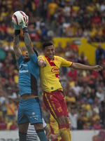Reiniciado el encuentro, Jonathan Orozco en una acción de dos tiempo consiguió frenar el empate de Morelia, al asegurar el balón a escasos centímetros de la línea de gol.