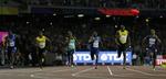 Dos estadounidenses, Justin Gatlin (9.92) y Christian Coleman (9.94), derrotaron hoy a Usain Bolt (9.95) en el último 100 del gran ídolo del atletismo mundial, que despide su carrera individual con una medalla de bronce.