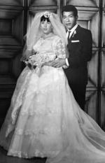 06082017 Carmen Virgil Morán y Juan García Guardiola el día de su boda el 18
de agosto de 1967. En días próximos, cumplen sus Bodas de oro.