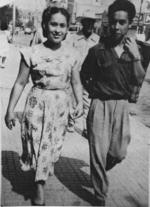 13082017 Paseo por las calles de Gómez Palacio, Durango: Pablo y Alicia Velázquez Gómez en los años 50.